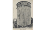 COUCY-LE-Chteau - Le Donjon (avant la guerre) The Turret before the war / COUCY-LE-Chteau - Ce qui reste du Donjon Remains of the Turret