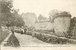 3. COUCY-LE-Chteau - La Porte de Laon et les Remparts