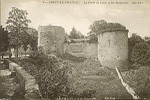 8 - COUCY-LE-Chteau. La Porte de Laon et les Remparts.