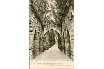 24 COUCY-LE-Chteau avant la Guerre. Porte et Alle du Parc.-ND