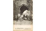 14 COUCY-LE-Chteau. - La Porte de Soissons Arrive du ravitaillement 1916 - Soissons Gate.- Arrival of the Revieluating 1916