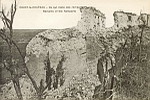 COUCY-le-Chteau - Ce qui rest des remparts remains of the ramparts