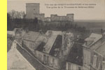 Une vue de COUCY-le-Chteau et les ruines Vue prise de  la Terrasse de Bellevue-Htel